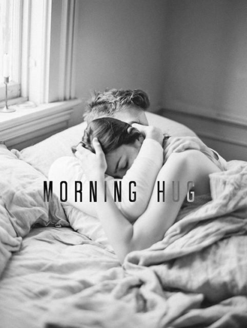 Morning Hug 77496005